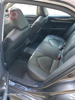 تۆیۆتا کامری